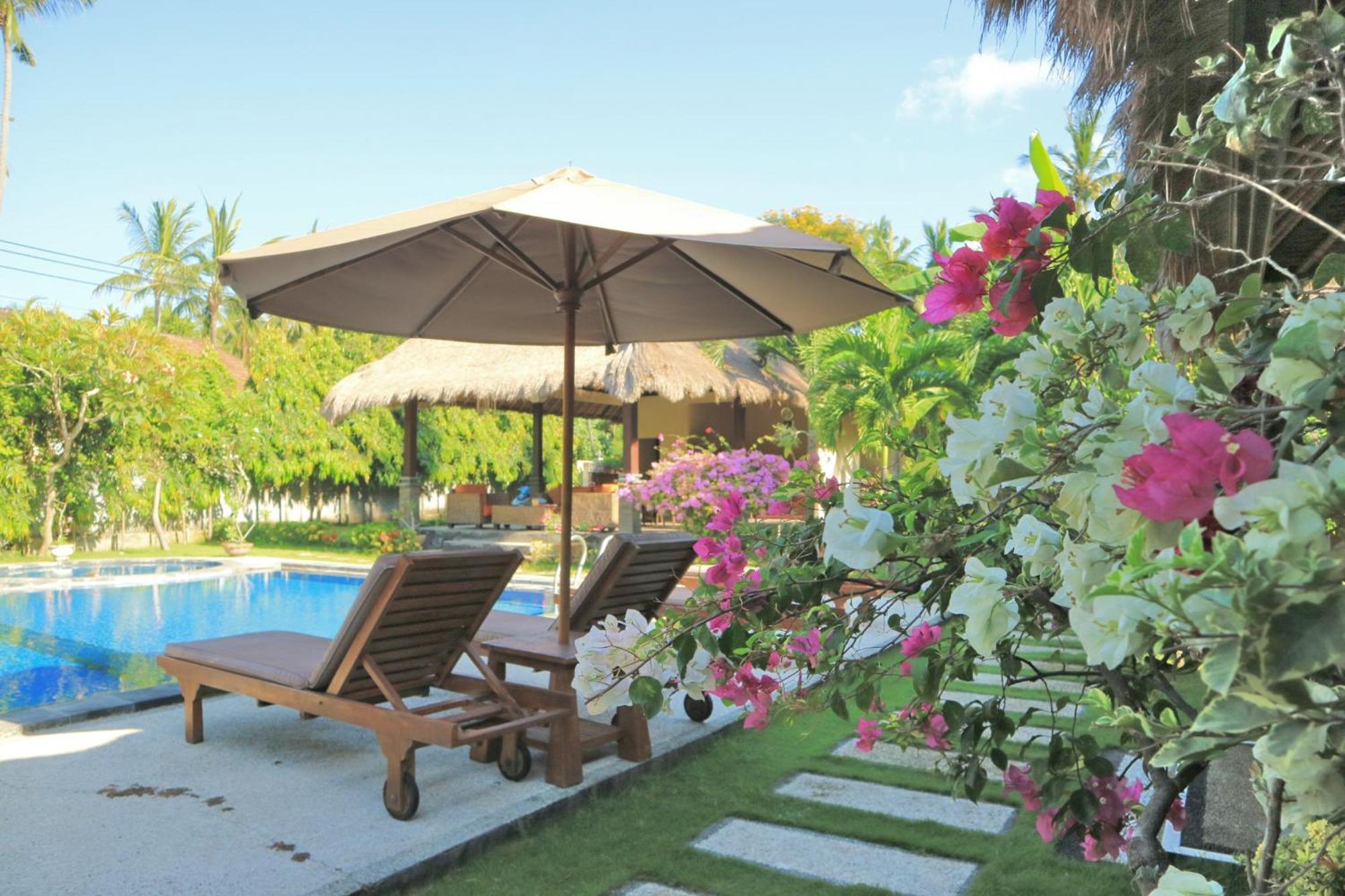 Mutiara Bali Hotel Candi Dasa  Ngoại thất bức ảnh