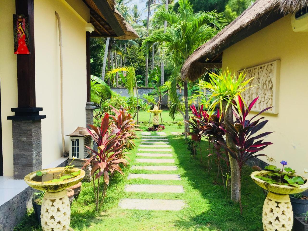 Mutiara Bali Hotel Candi Dasa  Ngoại thất bức ảnh