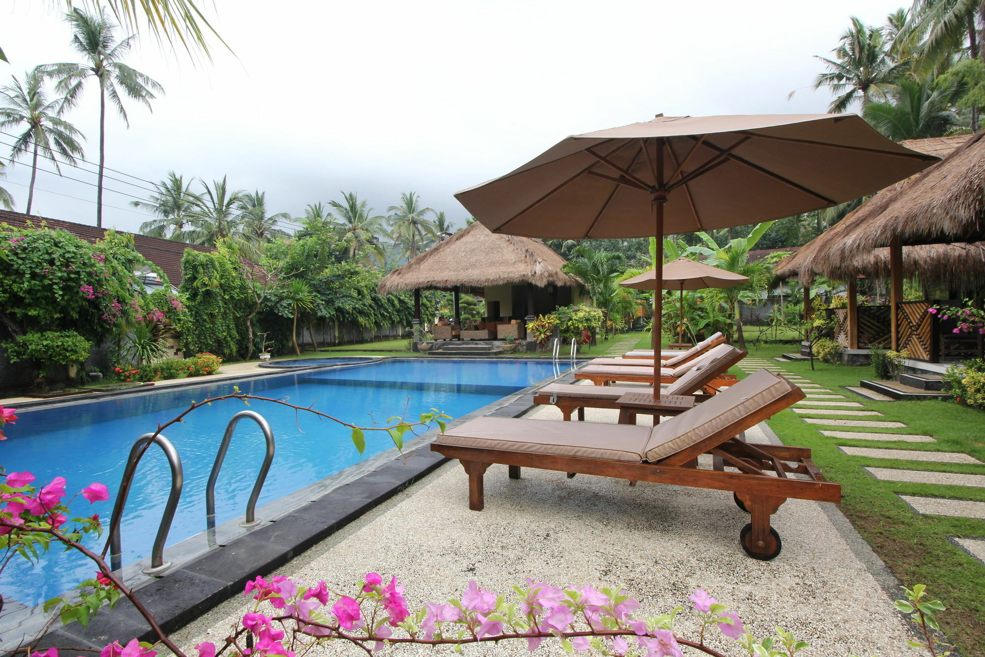 Mutiara Bali Hotel Candi Dasa  Ngoại thất bức ảnh