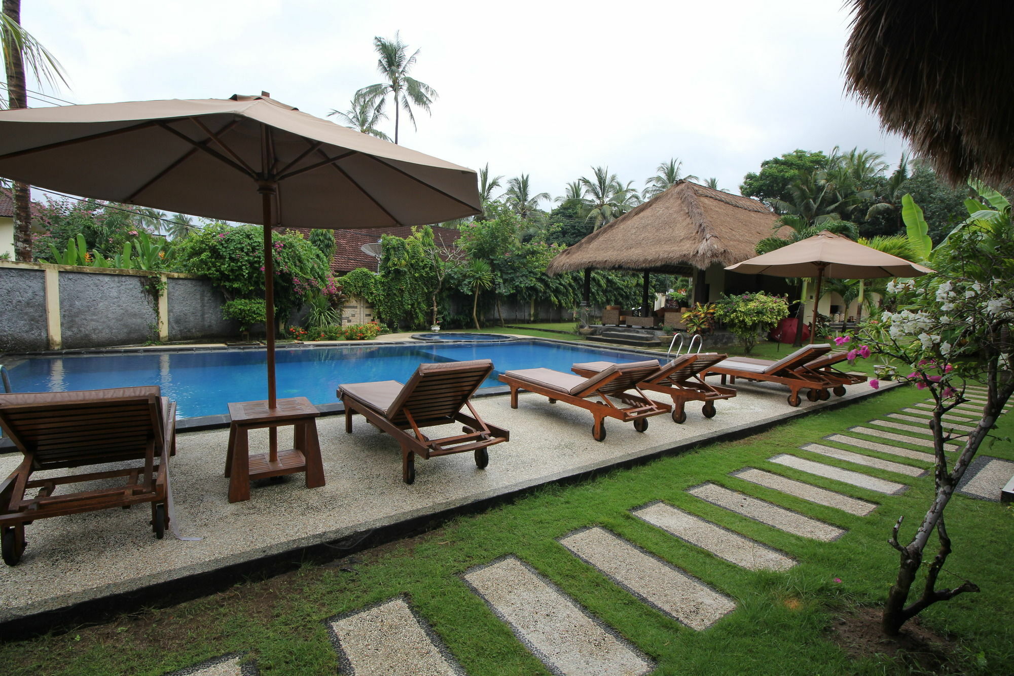 Mutiara Bali Hotel Candi Dasa  Ngoại thất bức ảnh
