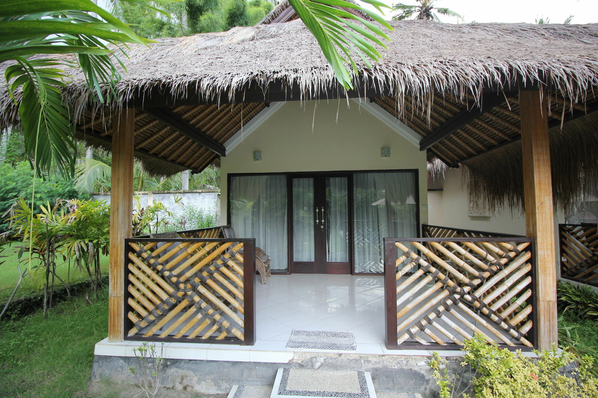 Mutiara Bali Hotel Candi Dasa  Ngoại thất bức ảnh